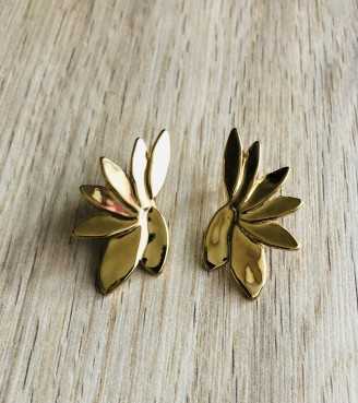 Celia gold earrings